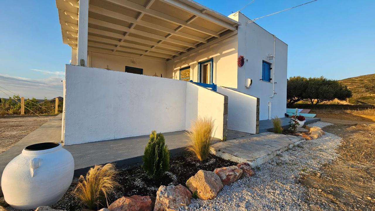 Bayview Villa With Jaccuzi - Milos Zefiría Eksteriør billede