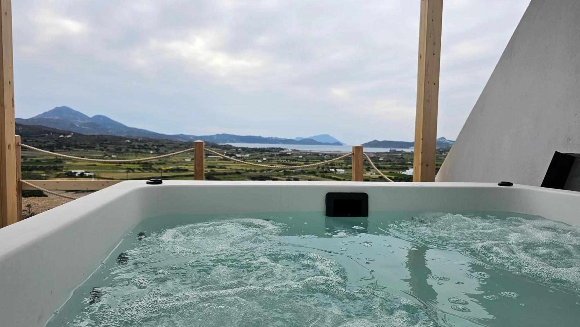 Bayview Villa With Jaccuzi - Milos Zefiría Eksteriør billede