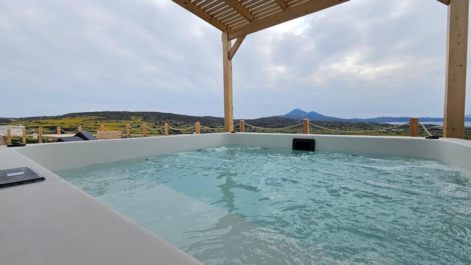 Bayview Villa With Jaccuzi - Milos Zefiría Eksteriør billede